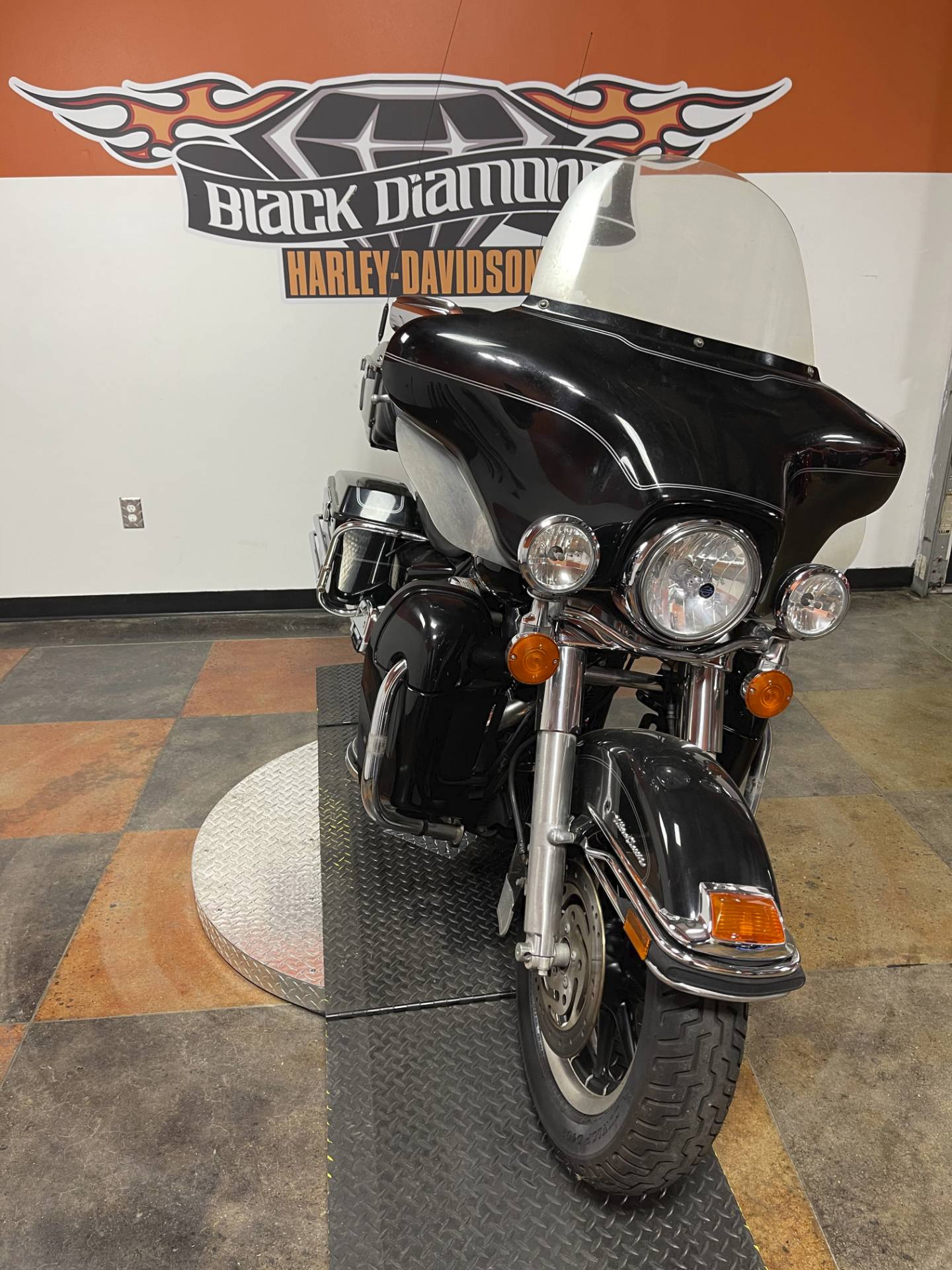 Used 2007 Harley Davidson Ultra Classic Electra Glide Deep Cobalt Pearl Motorcycles In Marion Il U667275