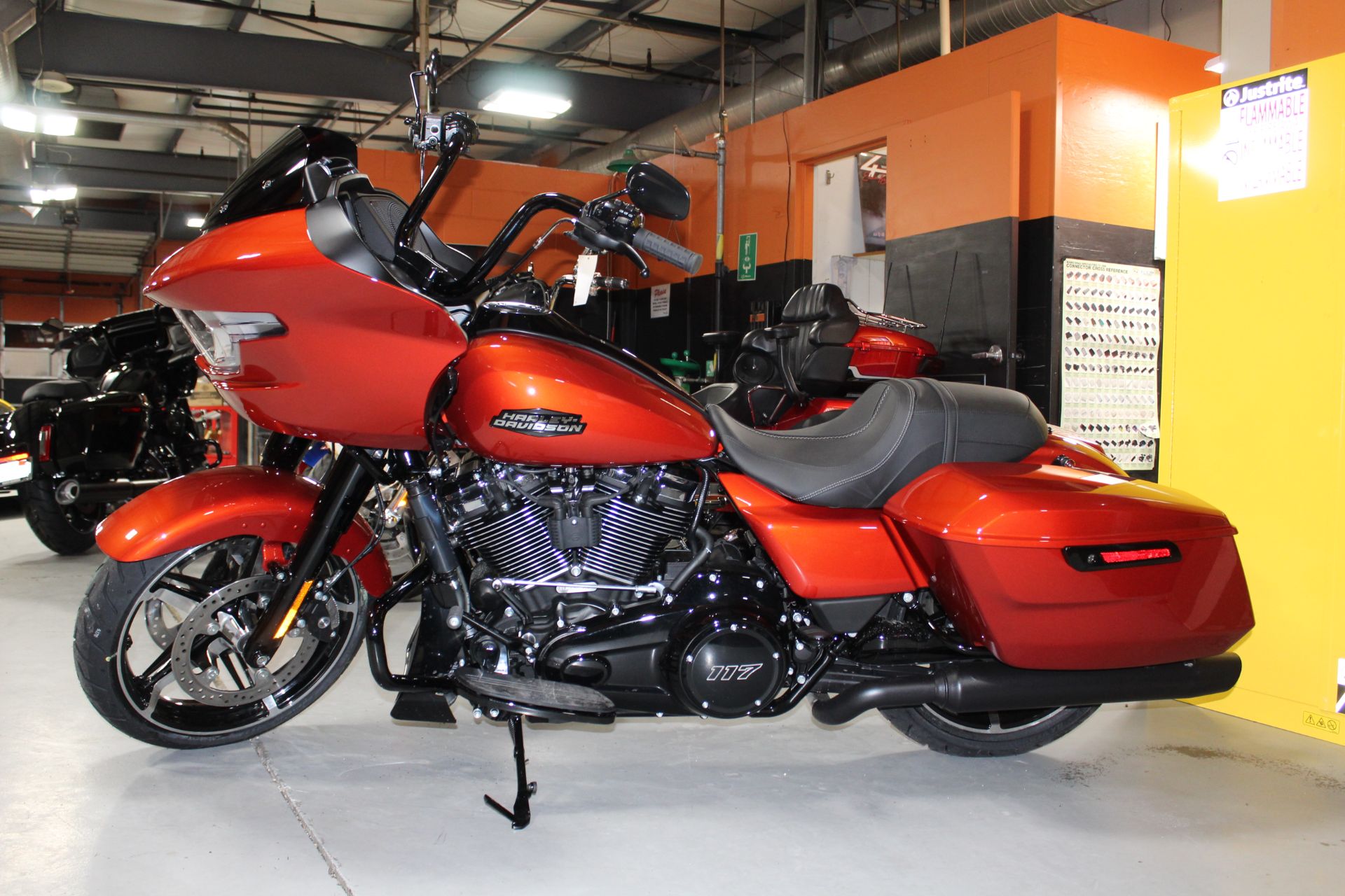 2024 Harley-Davidson Road Glide® in Marion, Illinois - Photo 4