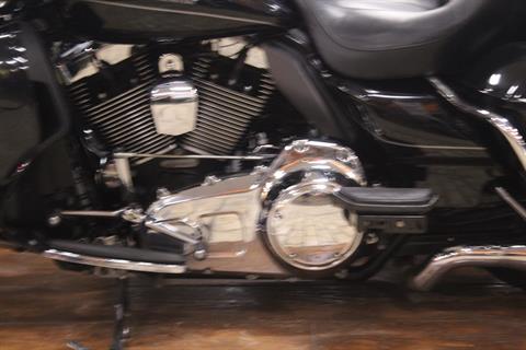 2007 Harley-Davidson Electra Glide® Classic in Marion, Illinois - Photo 2
