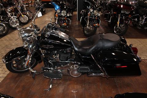 2017 Harley-Davidson Road King® in Marion, Illinois - Photo 4