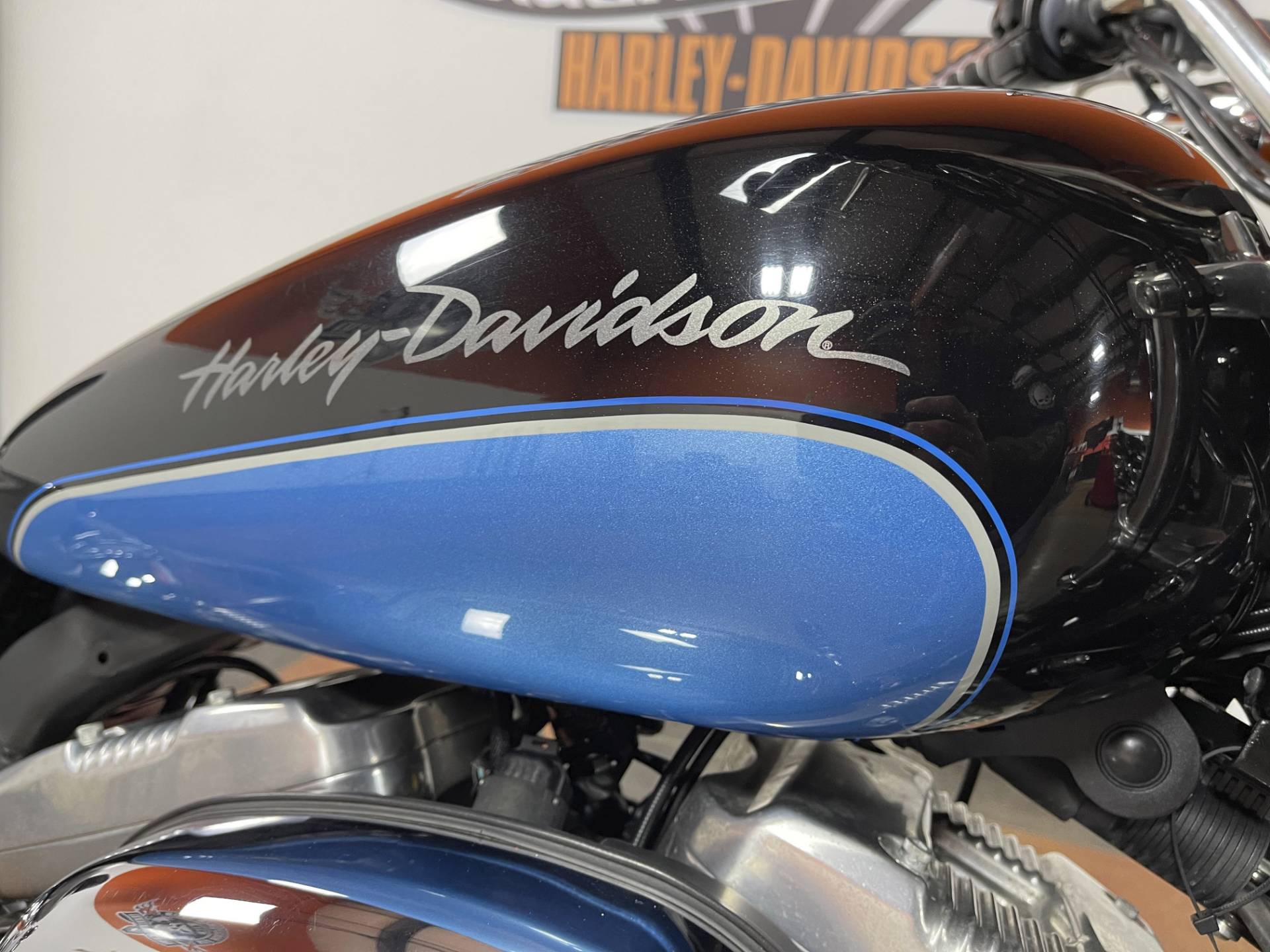 2012 Harley-Davidson Sportster® 883 SuperLow® in Marion, Illinois - Photo 2