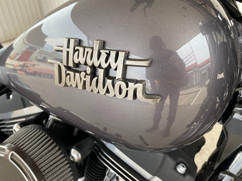 2014 Harley-Davidson Dyna® Street Bob® in Marion, Illinois - Photo 6