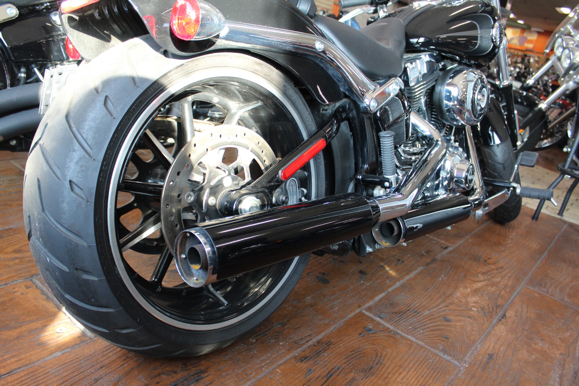 2015 Harley-Davidson FXDB103 in Marion, Illinois - Photo 4