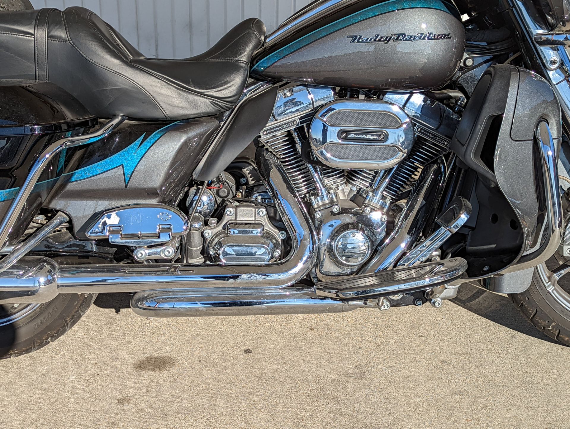 2015 Harley-Davidson CVO™ Limited in Marion, Illinois - Photo 8