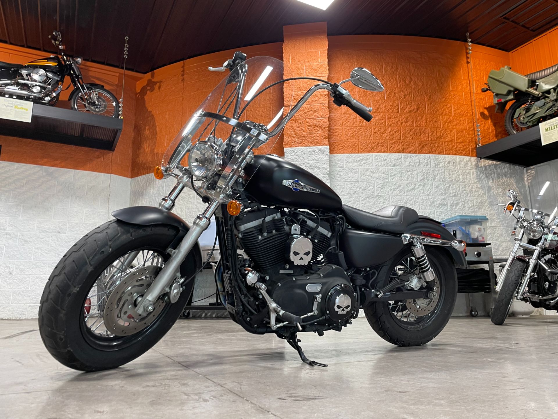 2013 Harley-Davidson 1200 Custom in Marion, Illinois - Photo 7