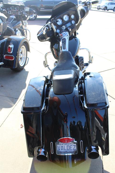 2010 Harley-Davidson FLXH in Marion, Illinois - Photo 5