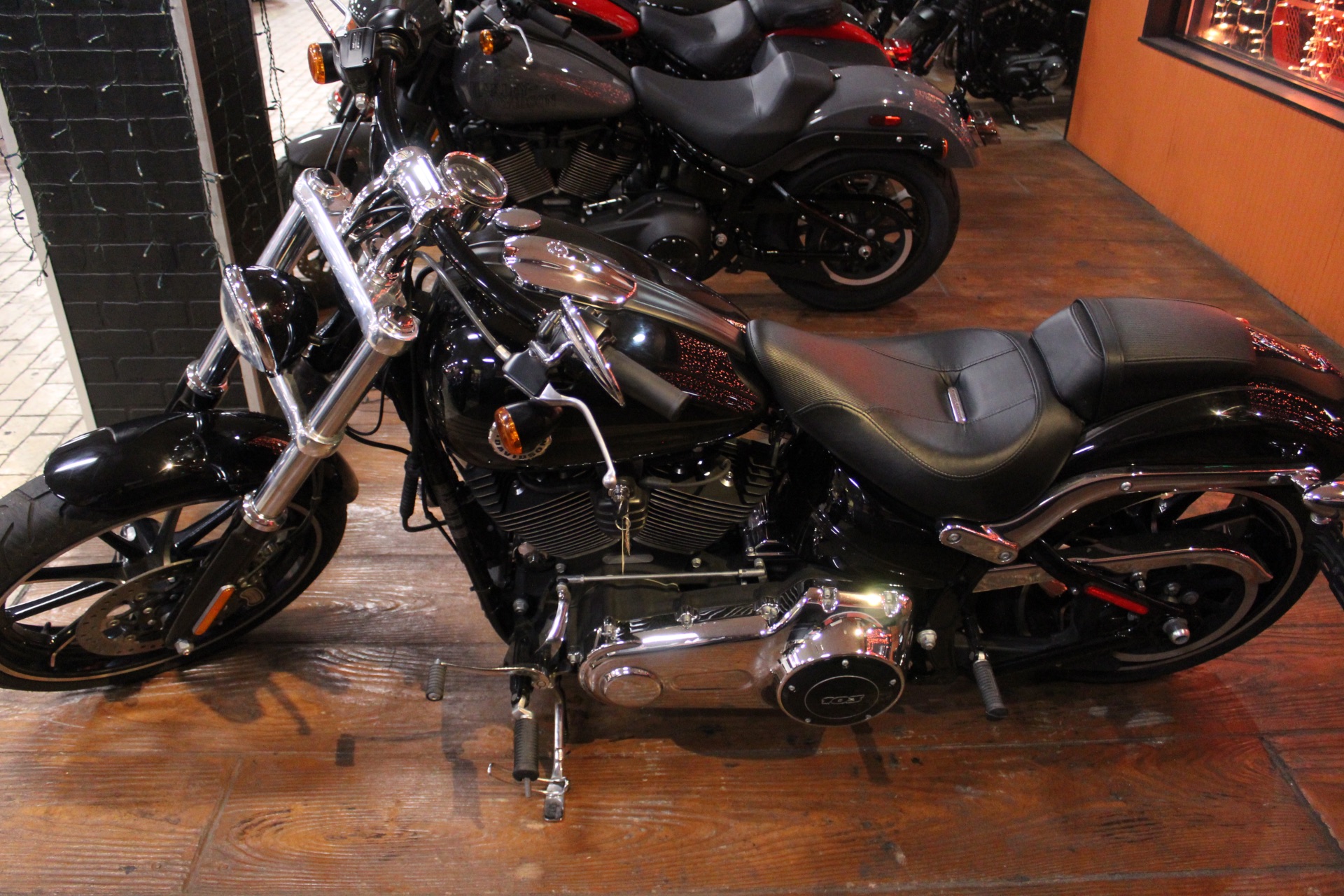 2015 Harley-Davidson FXSB103 in Marion, Illinois - Photo 1