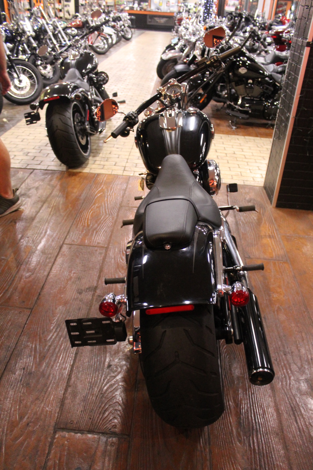 2015 Harley-Davidson FXSB103 in Marion, Illinois - Photo 4