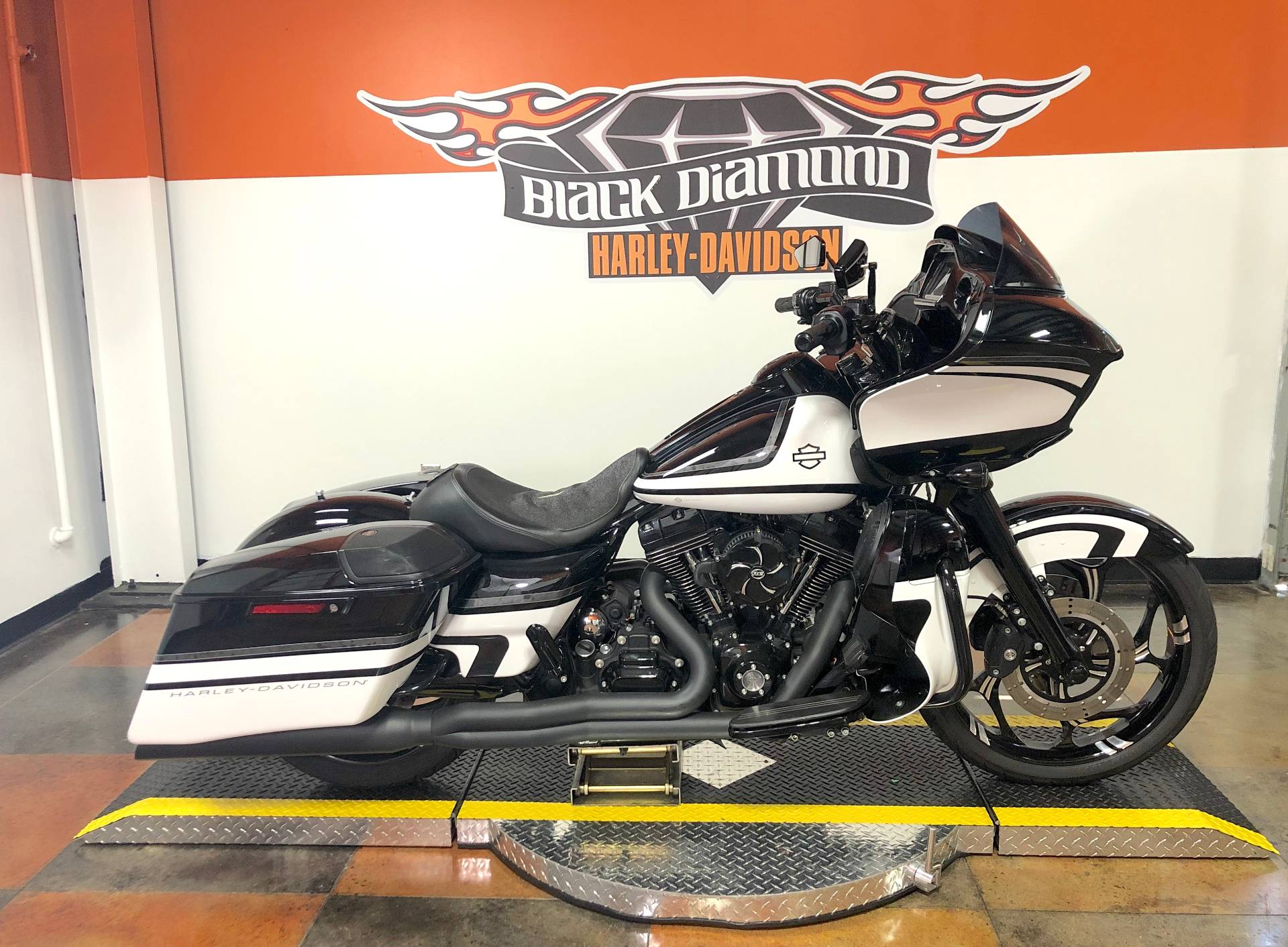 used 2016 harley davidson road glide special black quartz motorcycles in marion il c616208 2016 harley davidson road glide special in marion illinois