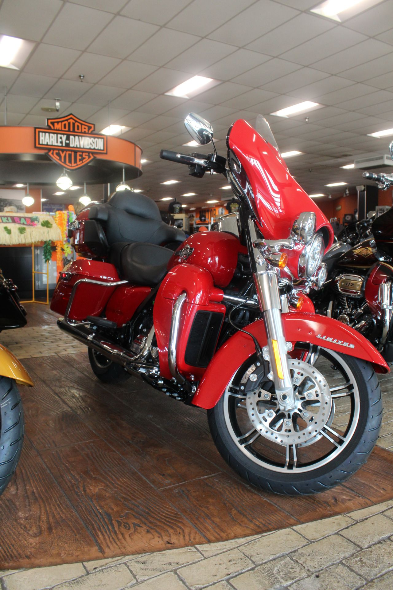 2023 Harley-Davidson Ultra Limited in Marion, Illinois - Photo 2
