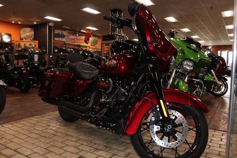 2023 Harley-Davidson Street Glide® Anniversary in Marion, Illinois - Photo 2