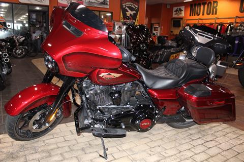 2023 Harley-Davidson Street Glide® Anniversary in Marion, Illinois - Photo 4
