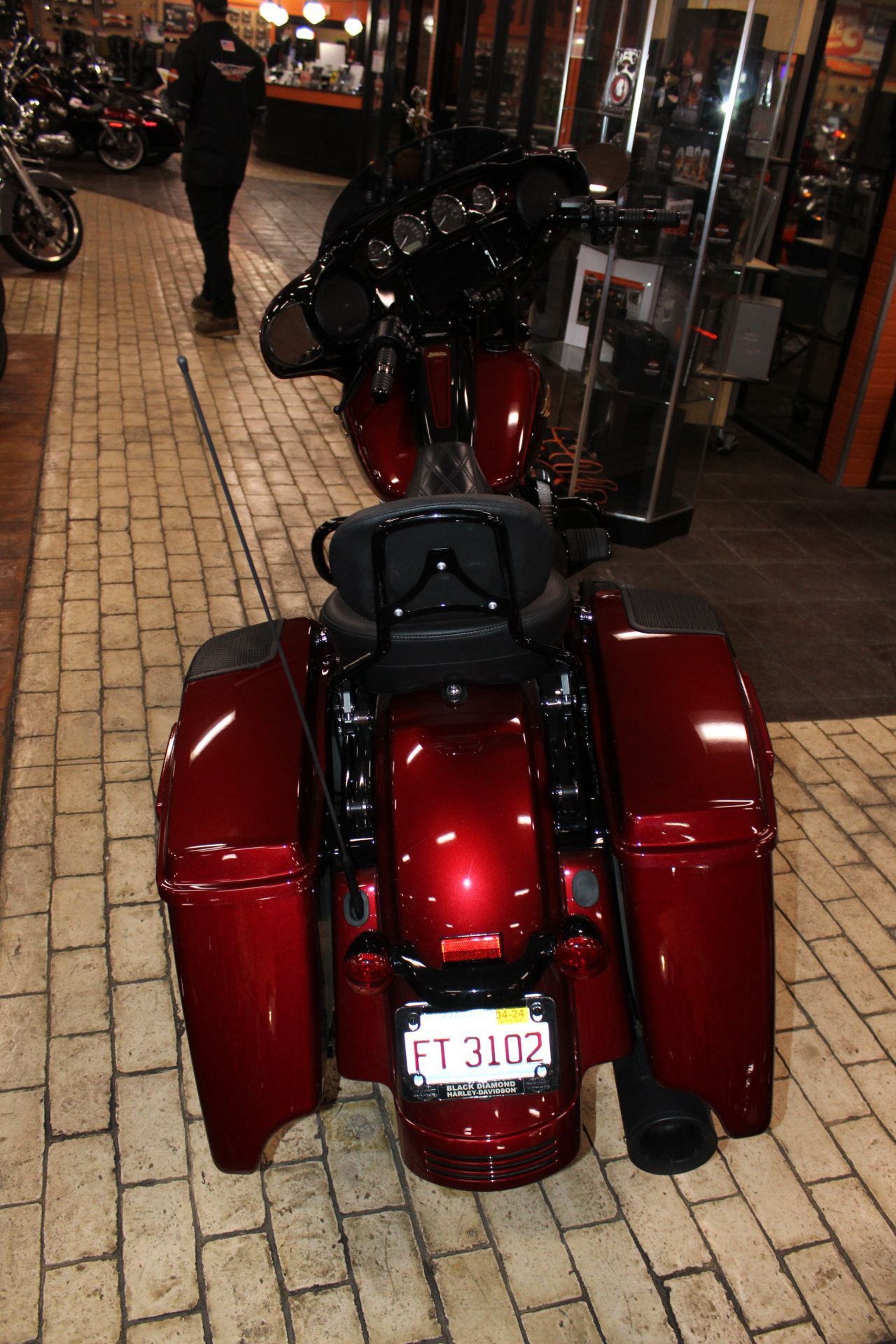 2023 Harley-Davidson Street Glide® Anniversary in Marion, Illinois - Photo 5