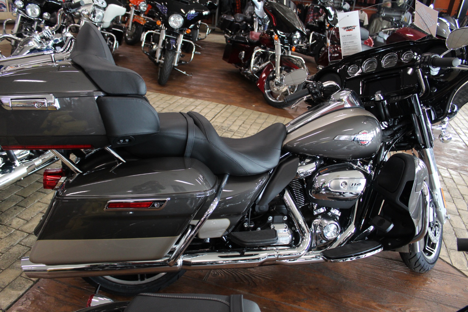 2023 Harley-Davidson Ultra Limited in Marion, Illinois - Photo 4