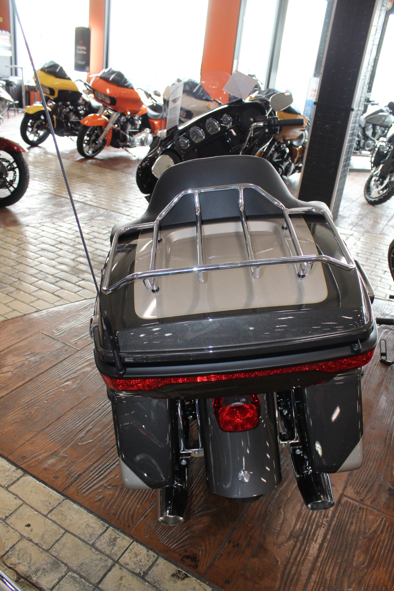 2023 Harley-Davidson Ultra Limited in Marion, Illinois - Photo 6