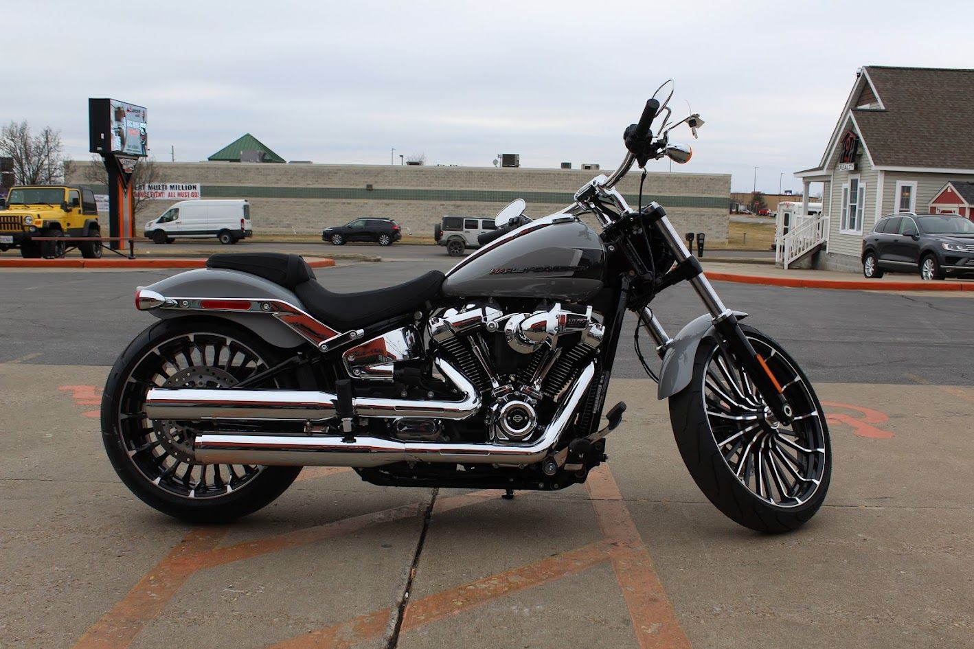 2024 Harley-Davidson Breakout® in Marion, Illinois - Photo 1