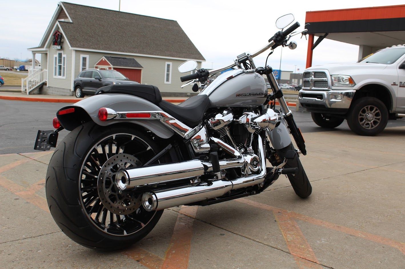 2024 Harley-Davidson Breakout® in Marion, Illinois - Photo 8