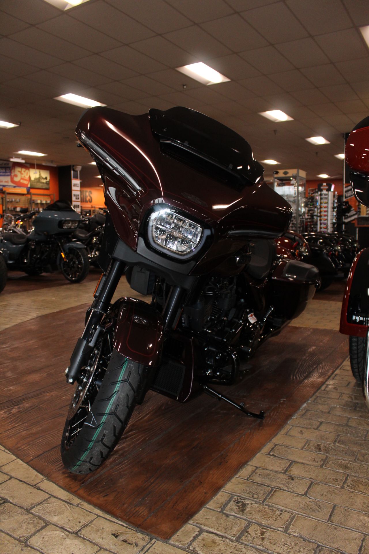 2024 Harley-Davidson CVO™ Street Glide® in Marion, Illinois - Photo 5