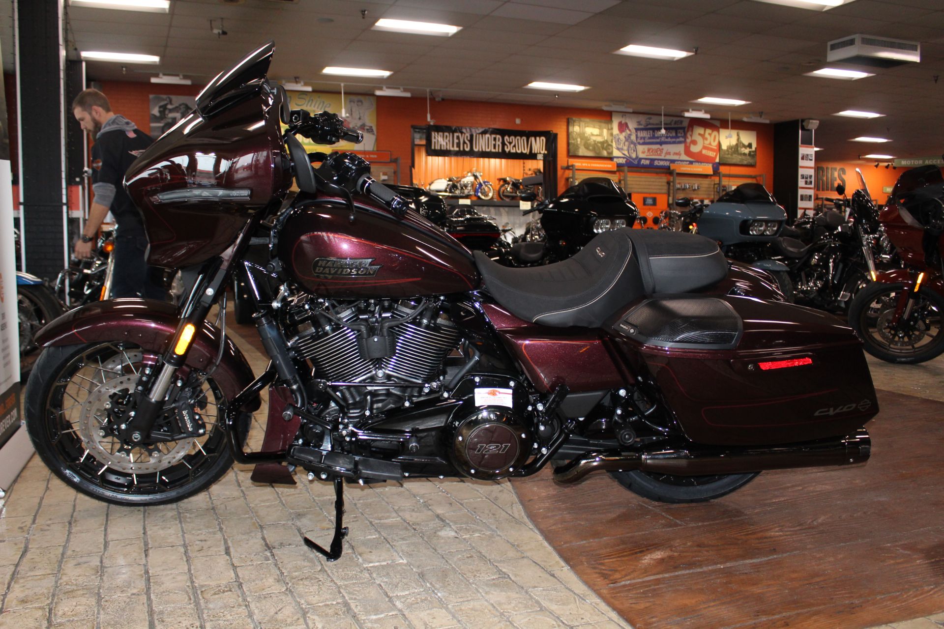 2024 Harley-Davidson CVO™ Street Glide® in Marion, Illinois - Photo 6