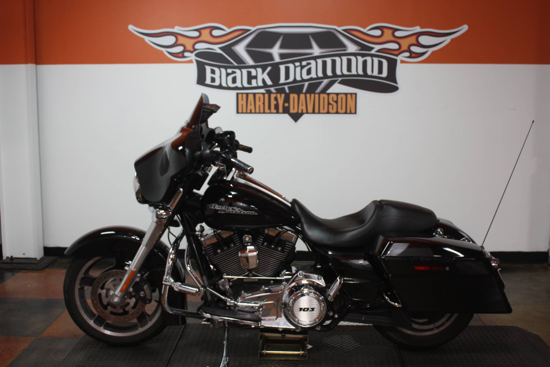 2013 harley davidson street glide accessories