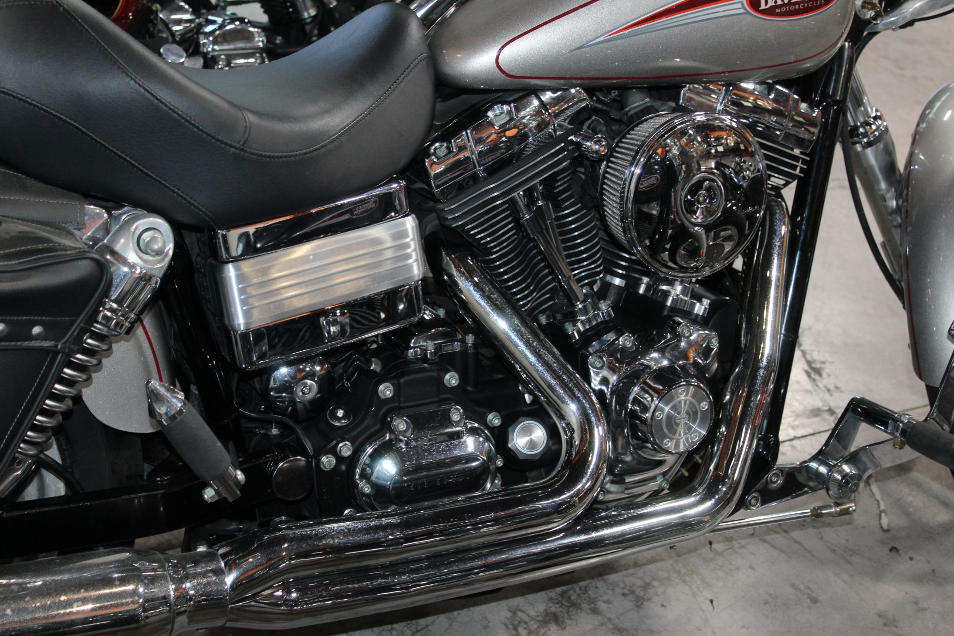 2006 Harley-Davidson Dyna™ Low Rider® in Marion, Illinois - Photo 3