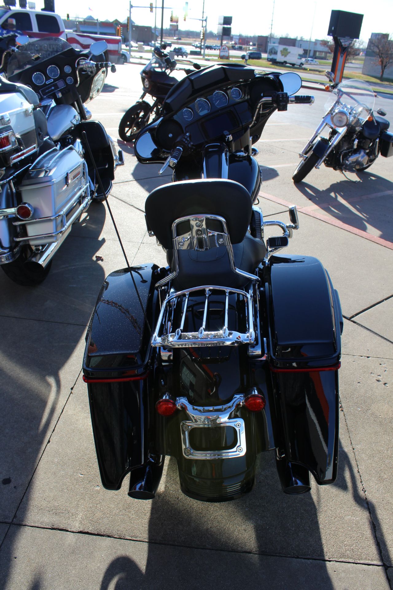 2023 Harley-Davidson Street Glide® Special in Marion, Illinois - Photo 3