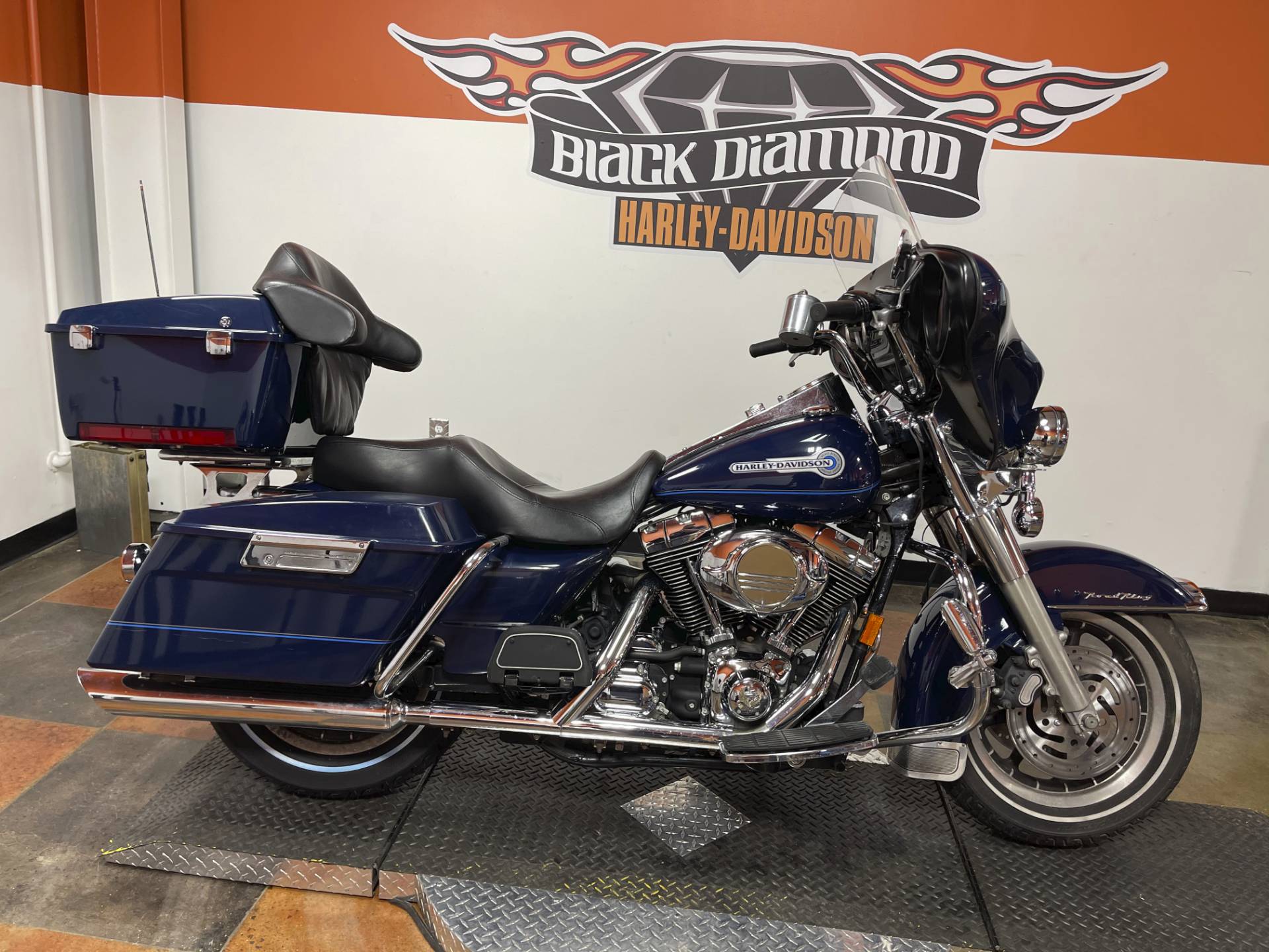 Used 2005 Harley Davidson Flhr Flhri Road King Two Tone Rich Sunglo Blue Chopper Blue Pearl Motorcycles In Marion Il U611519