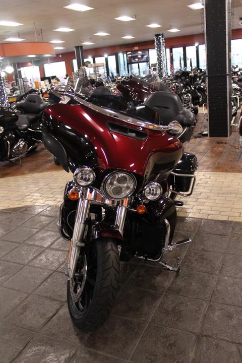2015 Harley-Davidson Ultra Limited Low in Marion, Illinois - Photo 2