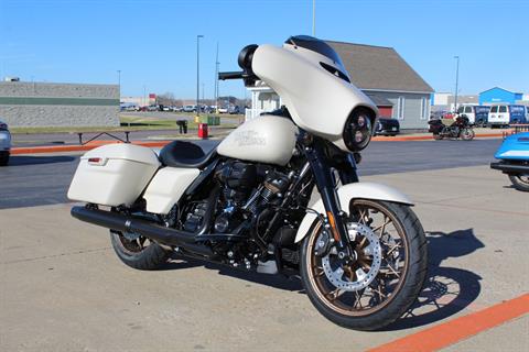 2023 Harley-Davidson Street Glide® ST in Marion, Illinois - Photo 3