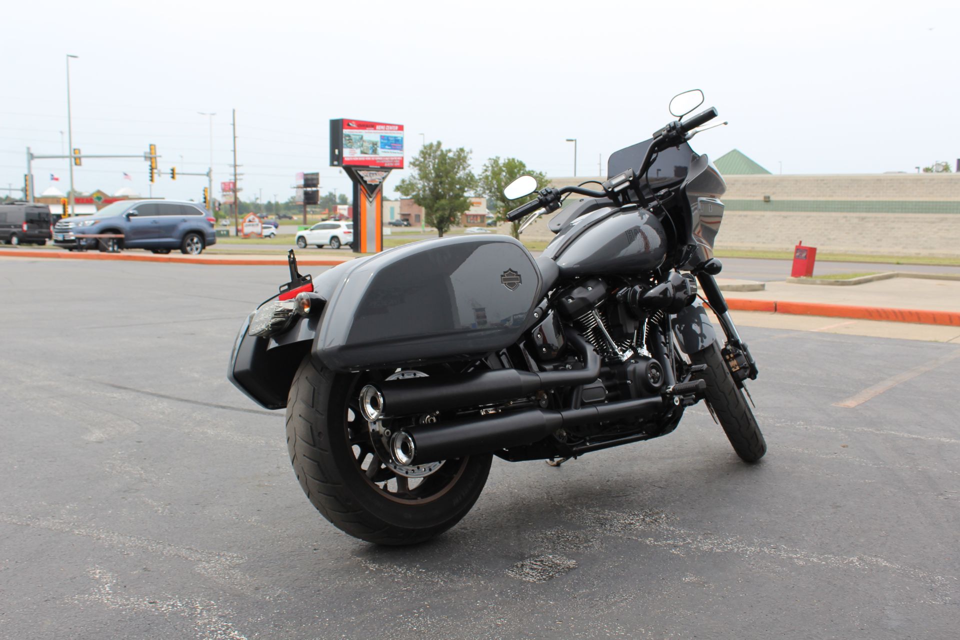 2022 Harley-Davidson Low Rider® ST in Marion, Illinois - Photo 6