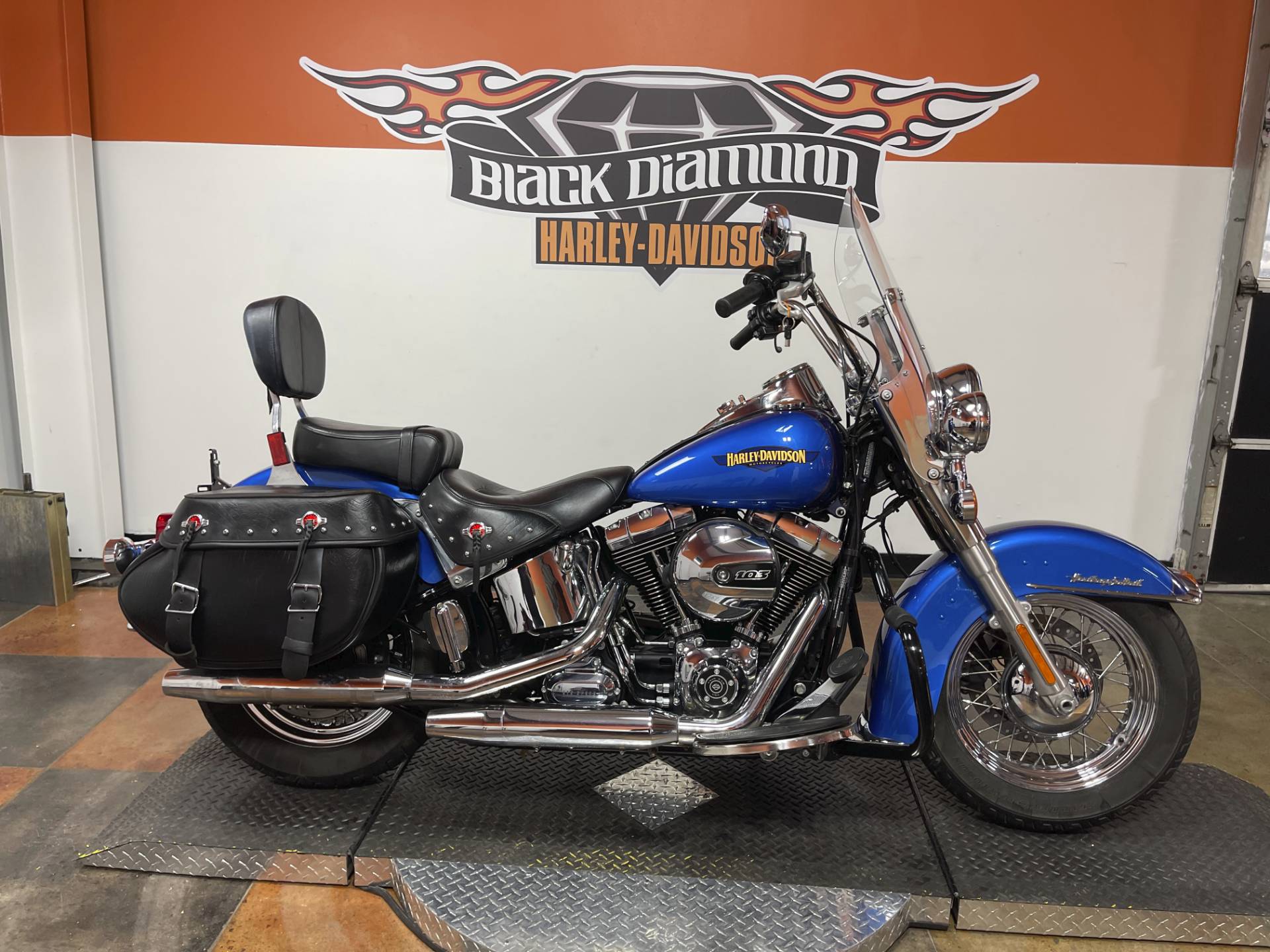 Used 2017 Harley Davidson Heritage Softail Classic Bonneville Blue Fathom Blue Motorcycles In Marion Il U023317