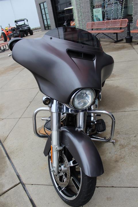 2015 Harley-Davidson FLHX in Marion, Illinois - Photo 5