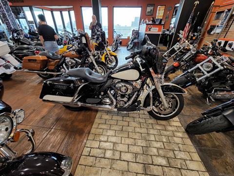 2011 Harley-Davidson FLHTP Electra Glide Ultra Limited in Marion, Illinois