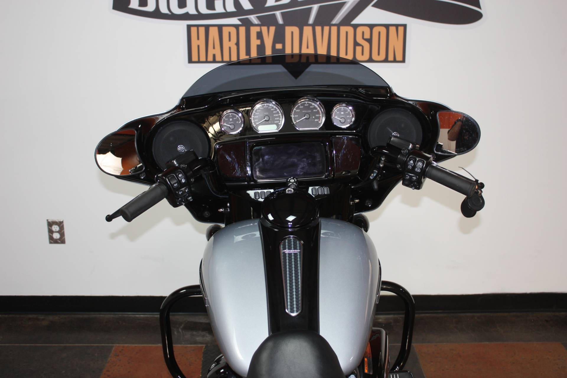2019 Harley-Davidson Street Glide® Special in Marion, Illinois - Photo 8