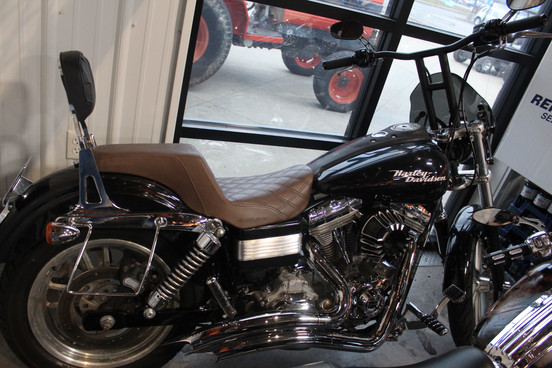 2006 Harley-Davidson Dyna™ Super Glide® in Marion, Illinois - Photo 2