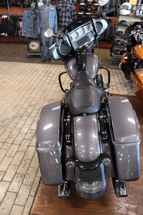 2014 Harley-Davidson FLHXS in Marion, Illinois - Photo 2
