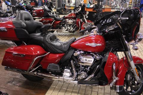 2017 Harley-Davidson Ultra Limited in Marion, Illinois - Photo 3