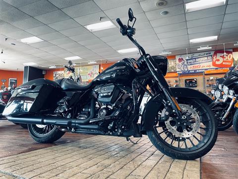 2018 Harley-Davidson Road King Special in Marion, Illinois - Photo 12