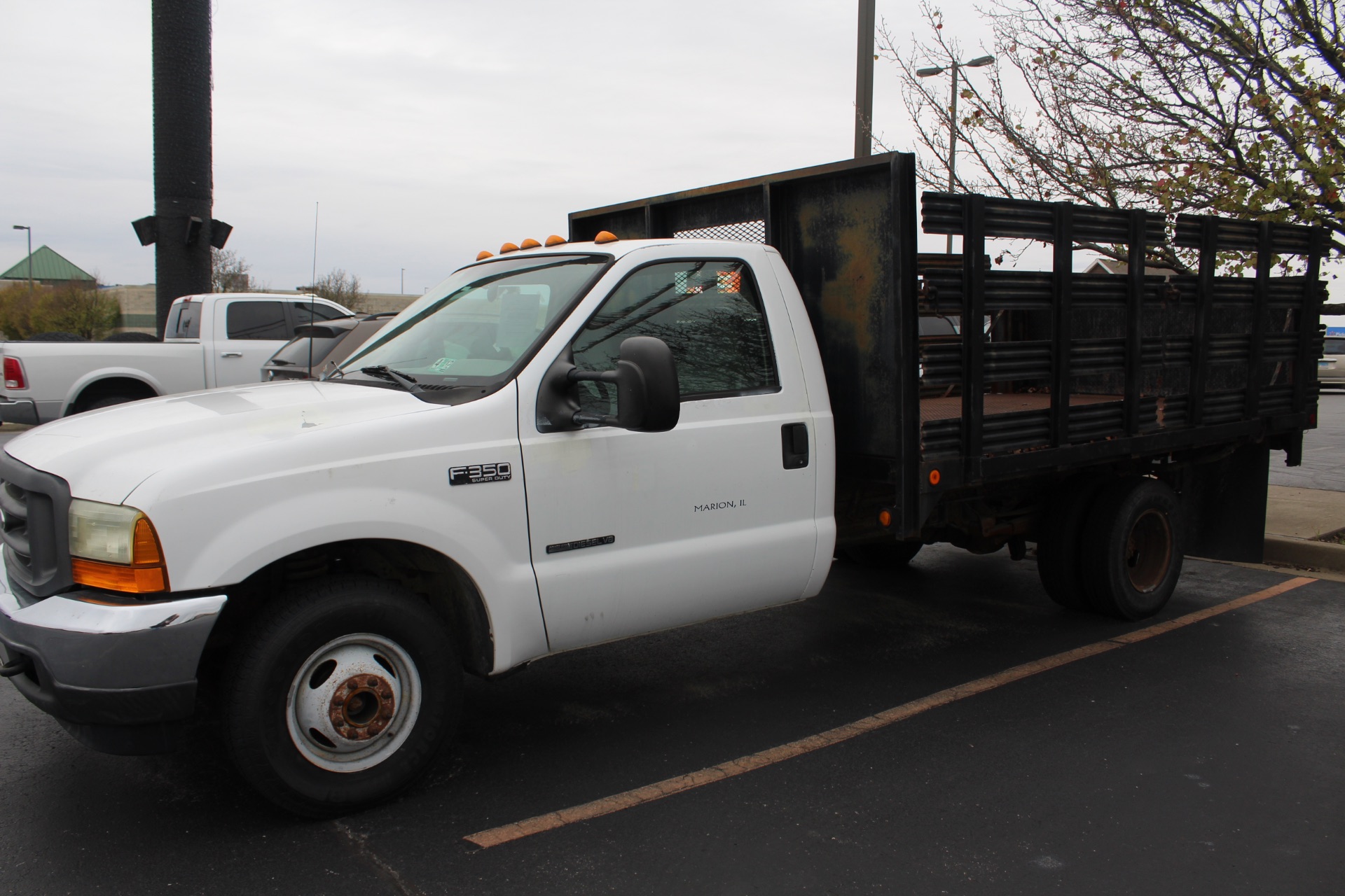 2001 Ford F350 in Marion, Illinois - Photo 1