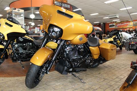 2023 Harley-Davidson Street Glide® Special in Marion, Illinois - Photo 2