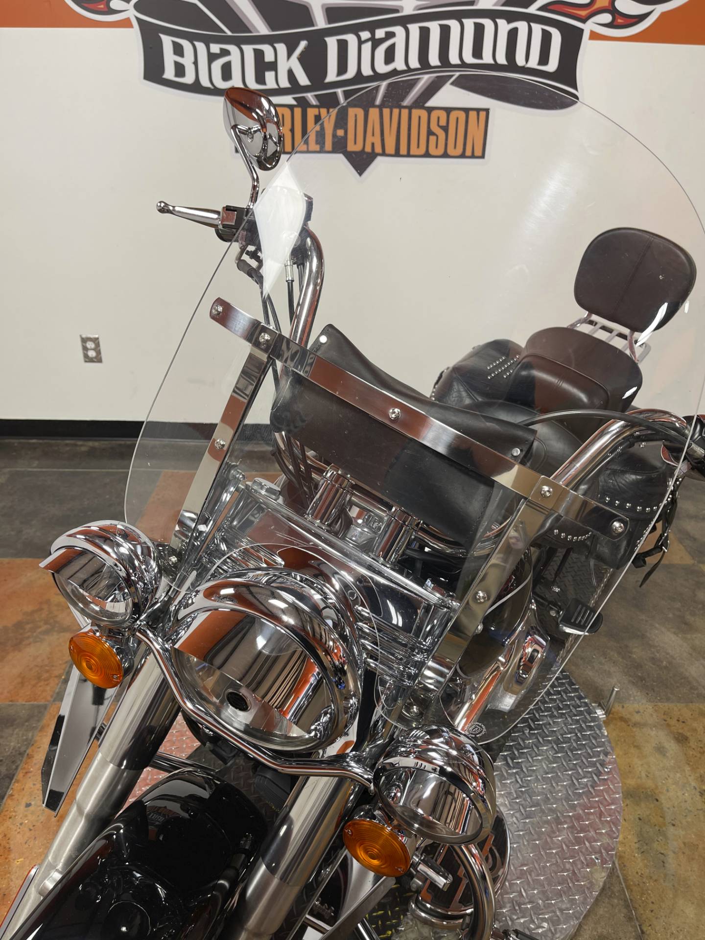 2010 Harley-Davidson Heritage Softail® Classic in Marion, Illinois - Photo 8