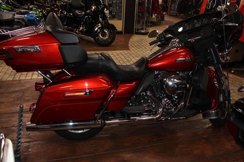 2014 Harley-Davidson Electra Glide® Ultra Classic® in Marion, Illinois - Photo 3