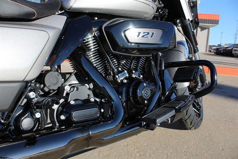 2023 Harley-Davidson CVO™ Street Glide® in Marion, Illinois - Photo 4