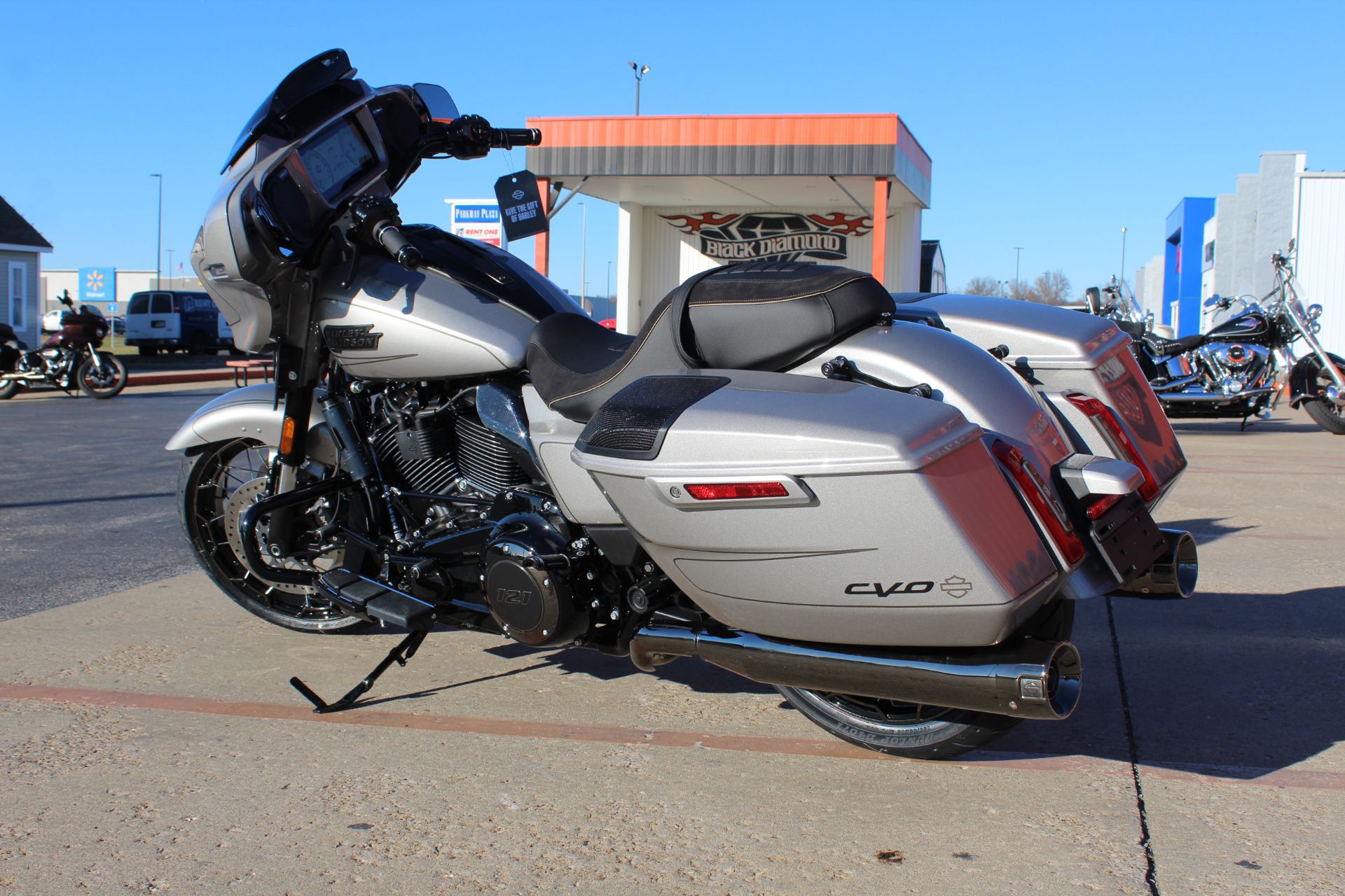 2023 Harley-Davidson CVO™ Street Glide® in Marion, Illinois - Photo 13