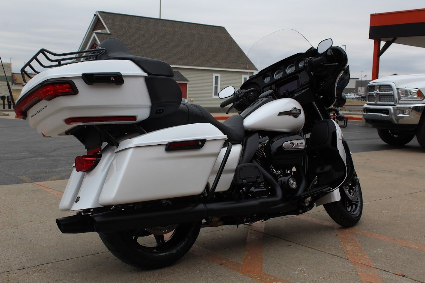 2024 Harley-Davidson Ultra Limited in Marion, Illinois - Photo 9