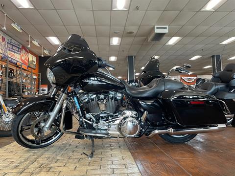 2017 Harley-Davidson Street Glide Special in Marion, Illinois - Photo 1
