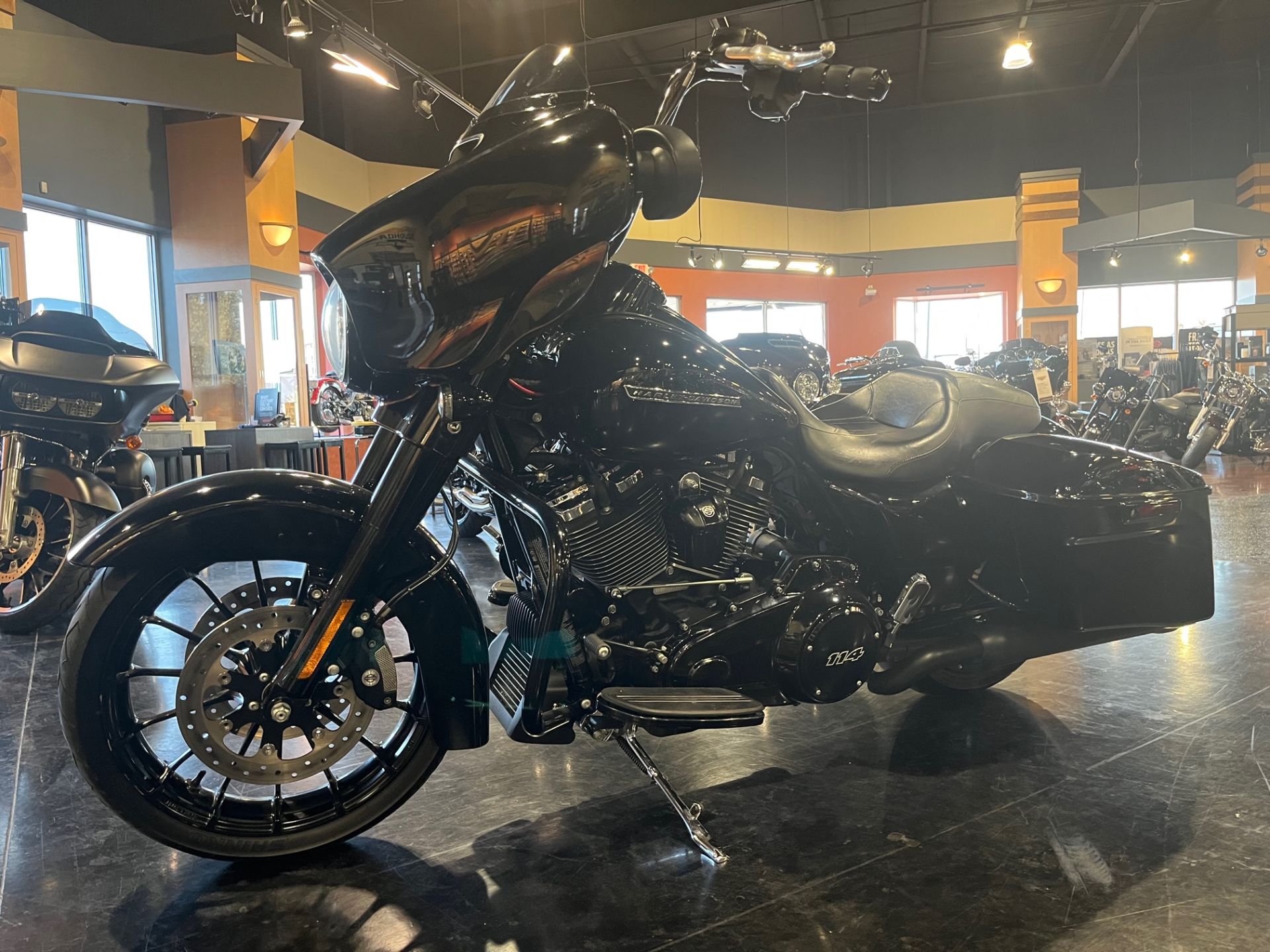 2019 Harley-Davidson STREETGLIDE SPECIAL in Mount Vernon, Illinois - Photo 2