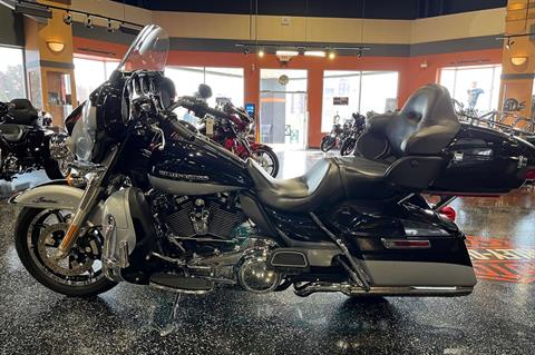 2019 Harley-Davidson ULTRA LIMITED in Mount Vernon, Illinois - Photo 2