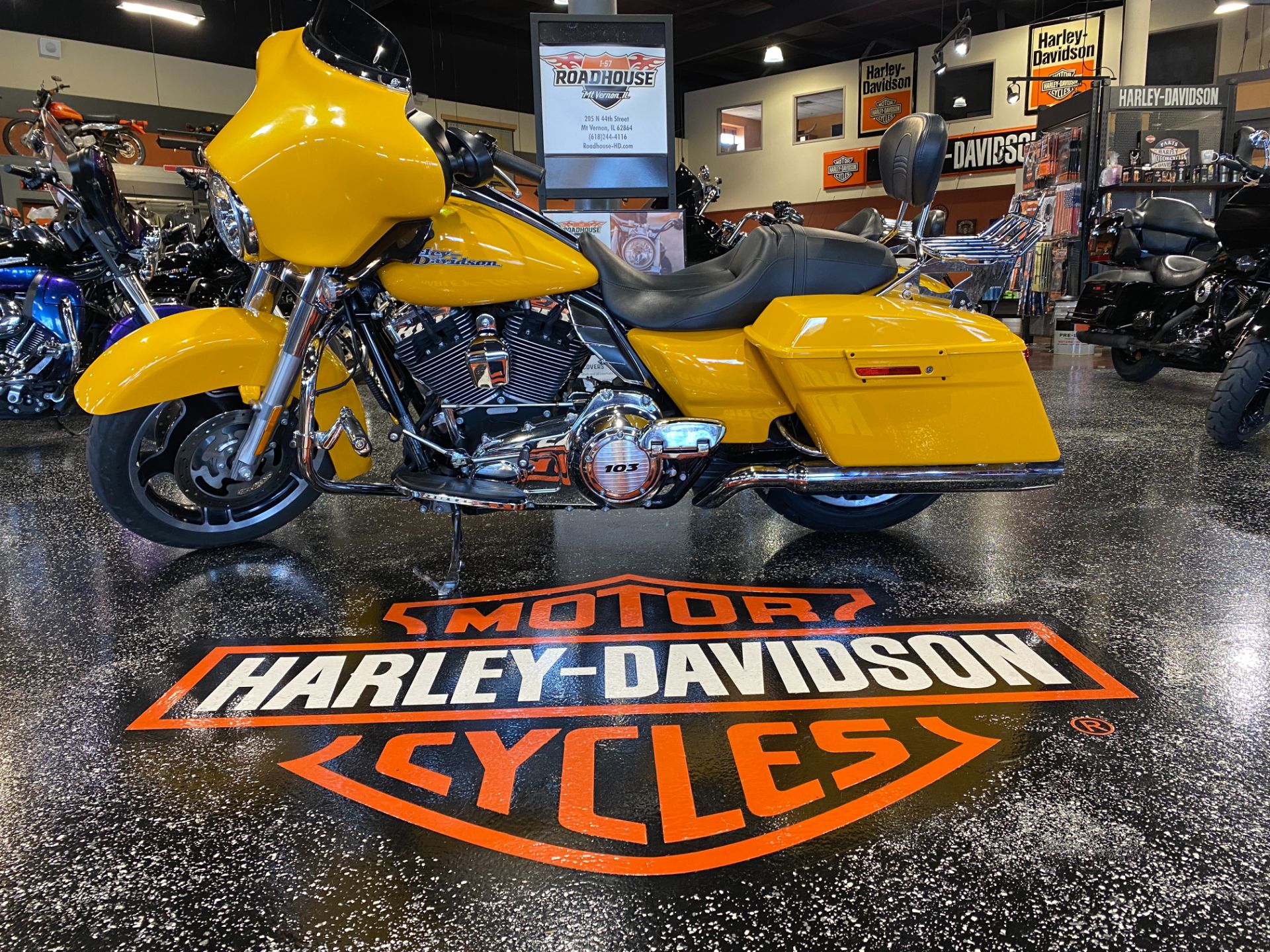 2013 Harley-Davidson Street Glide® in Mount Vernon, Illinois - Photo 2