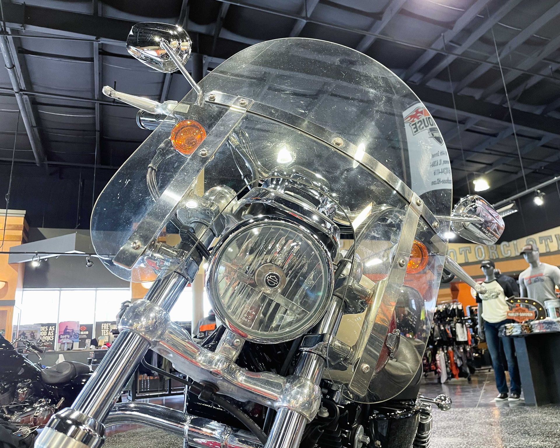 2012 Harley-Davidson 1200 Custom in Mount Vernon, Illinois - Photo 10